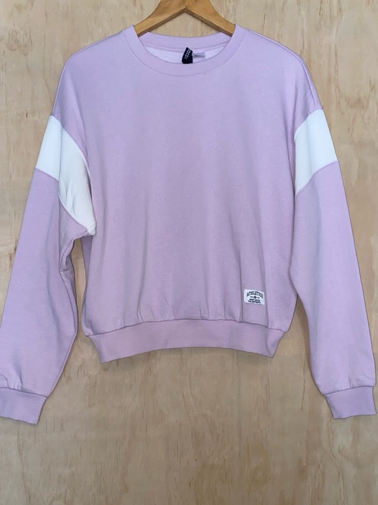H&M Sweaters - H&M Lavender and White Colorblock Crewneck Sweatshirt